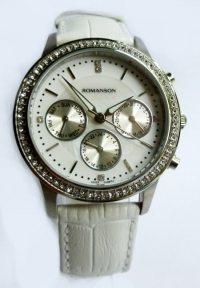 �������� ������� ���� Romanson RL0382TLWH WH